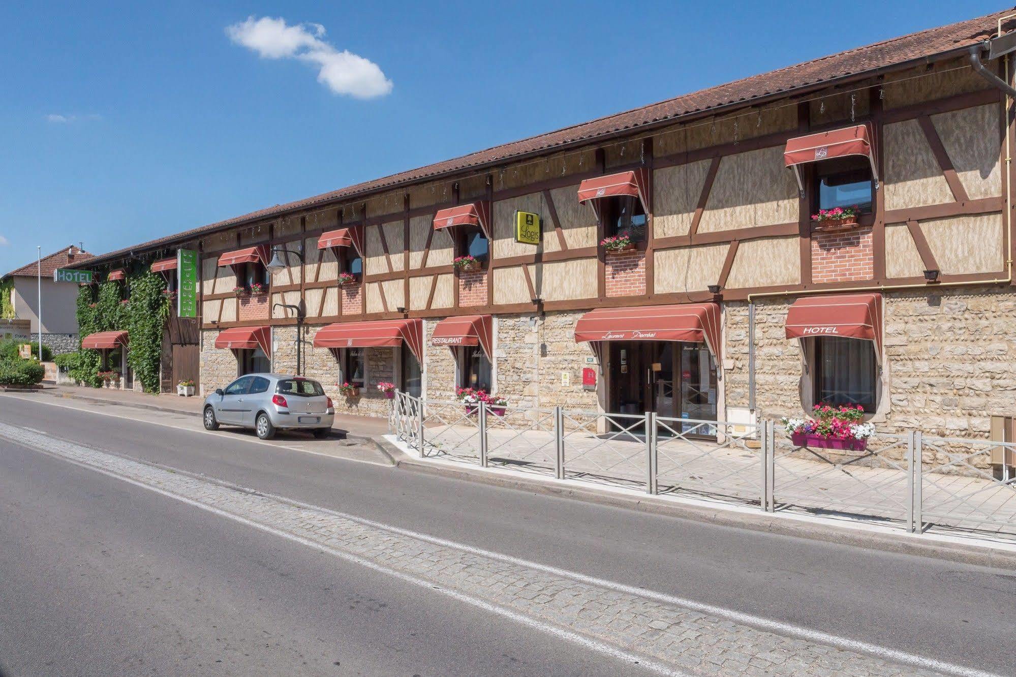Hotel Restaurant Laurent Perreal Attignat Экстерьер фото